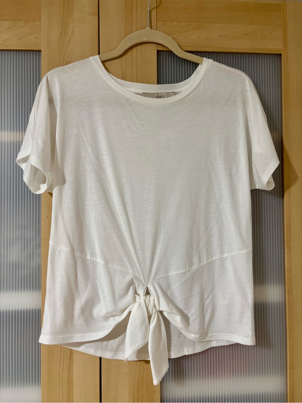 4/$15 Loft “Whisper White” Short Sleeve Tie-Front Tee, XS, NWT